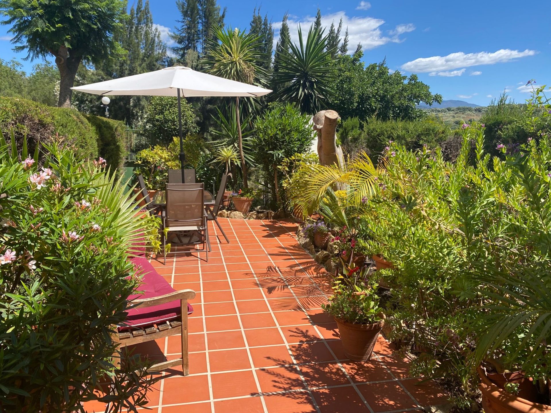 Nueva Milla de Oro, Estepona