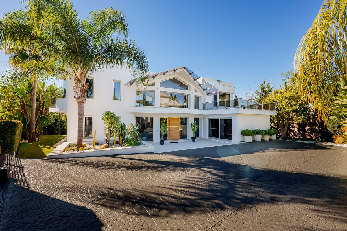 Nueva Andalucía, Marbella