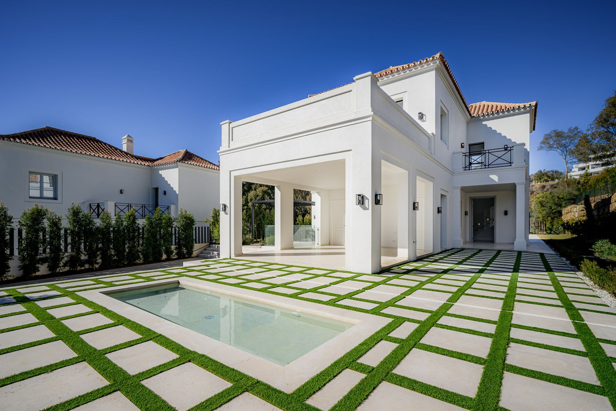 Nueva Andalucía, Marbella