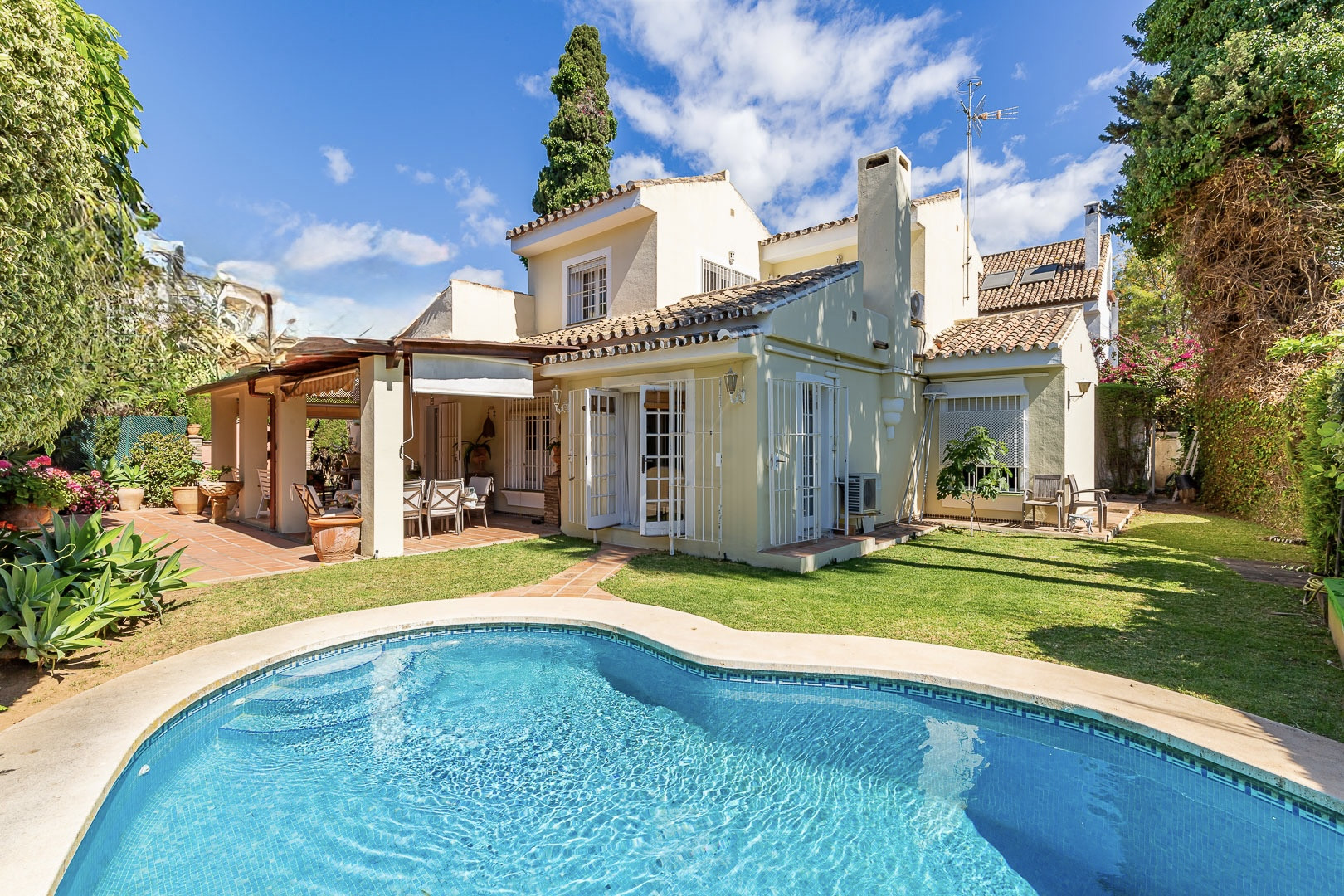 Milla de Oro, Marbella