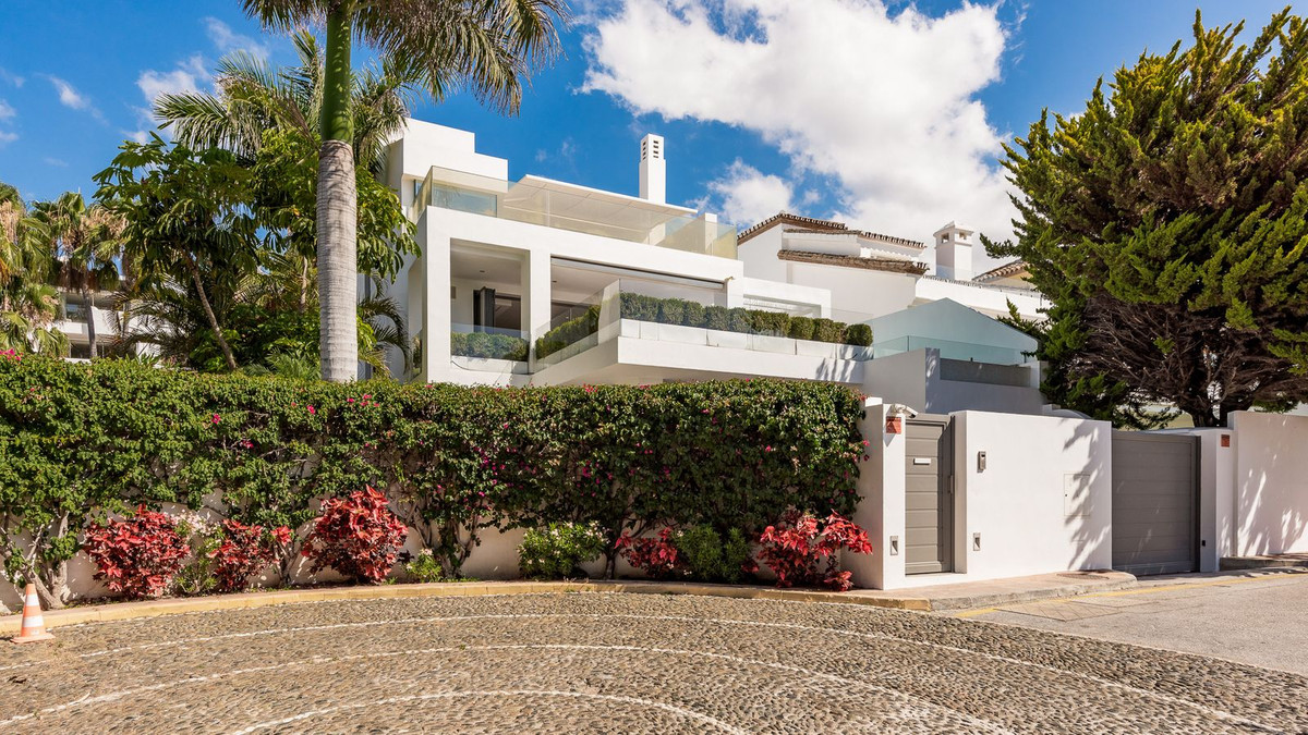 Milla de Oro, Marbella